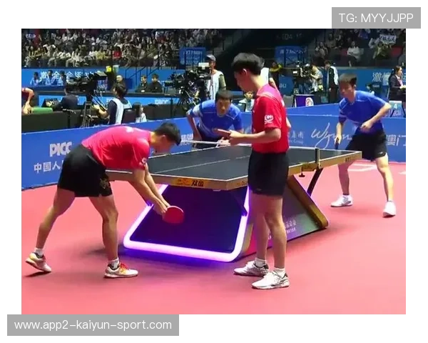 男双选手发挥稳定，攻守转换更加成熟