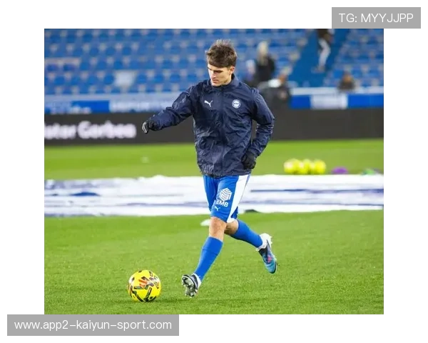 法兰克福边卫布朗成为转会市场热议话题，法国后卫布兰科什么水平