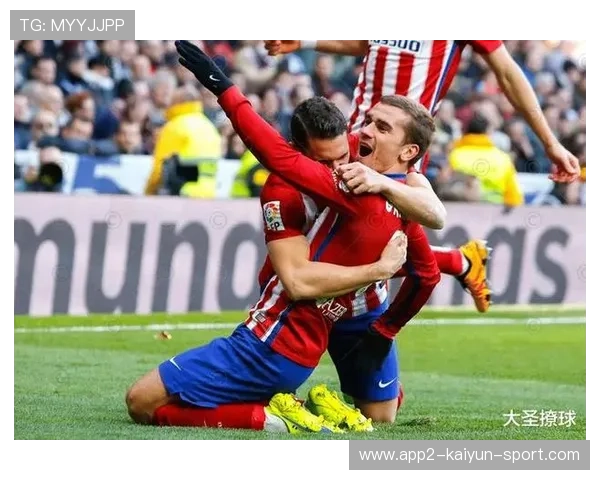 格列兹曼禁区前沿搓射破门,马德里竞技一脚绝美 格列兹曼禁区前沿搓射破门,马德里竞技一脚绝美