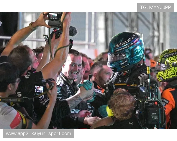 F1年度收官战：车手总冠军悬念留到最后一圈，2021年f1各车队车手
